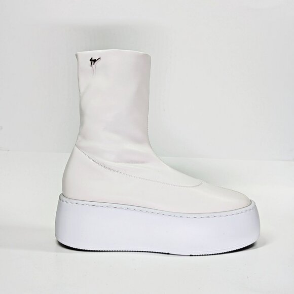 Giuseppe Zanotti Alma Women's Leather Platform Sneakers Size 39 (MSRP $695) - Picture 3 of 12